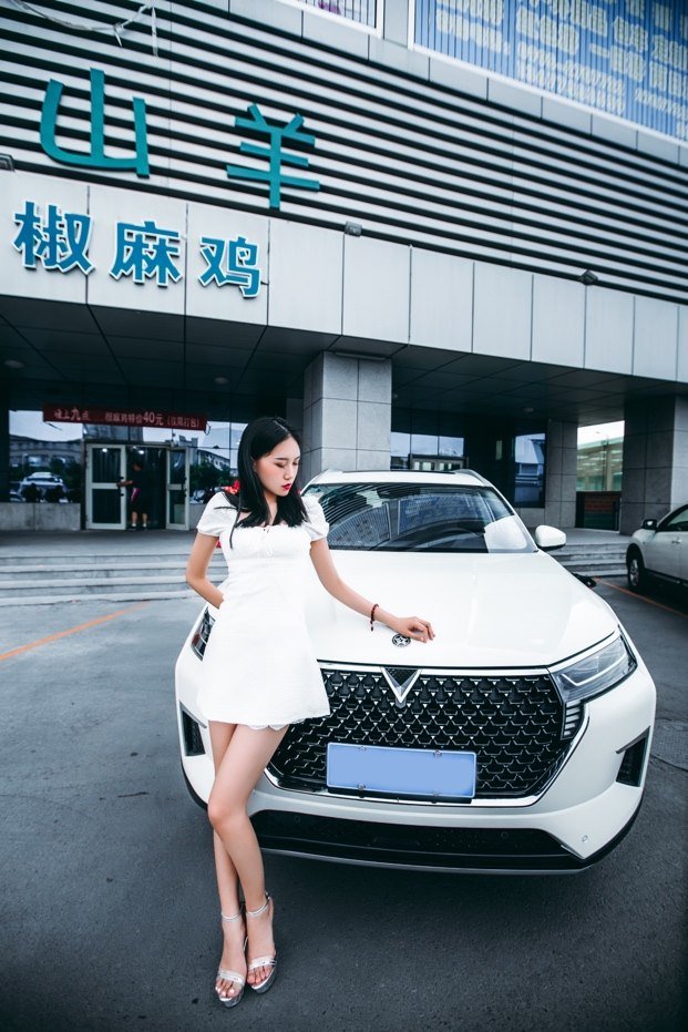 媳妇当启辰星车模，遇见你，是我生命中一场最美丽的意外