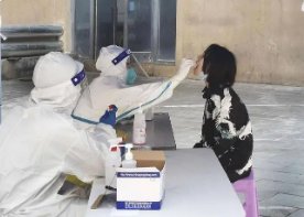 朝鲜因多人出现疑似流感症状要求当地居民居家观察,当地还采取了哪些措施?