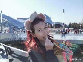 蔡少芬晒照为老公张晋庆生，洪欣带女儿彤彤出镜，她们一起经历过什么？