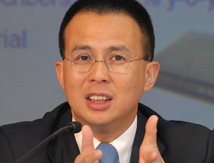 李泽楷力捧25岁模特，曾交往12位知性美女，他的情史有多丰富？