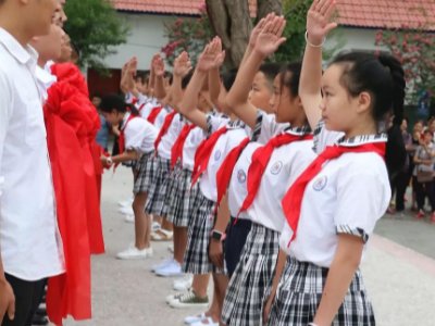 少先队成立于哪一年哪一月哪一日？