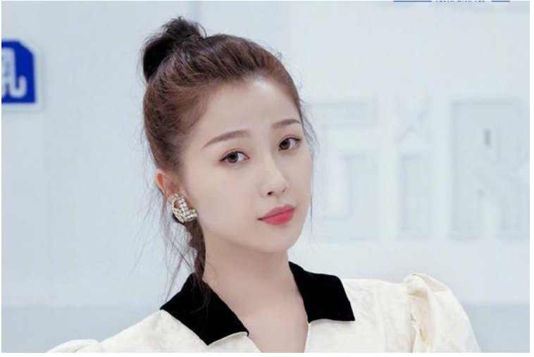 THE9变魔术,虞书欣变超大福字,结果穿帮了,对此你怎么看?