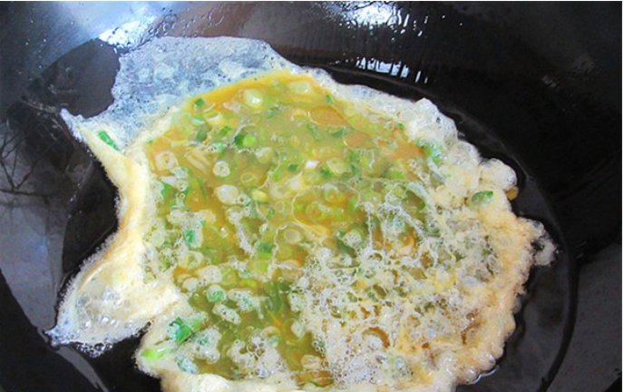 槐花炒鸡蛋怎么做？