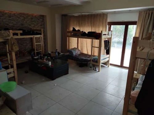 上海一群租房住30人,一半感染新冠,群租房存在哪些隐患?