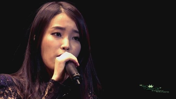 在酷我音乐盒里面看，魏晨的梦的怒放的MV ，但是MV里面不是魏晨本人，是一个韩国女生。