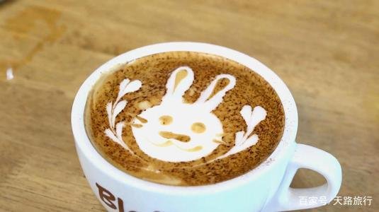 「我想要秋天的第一杯奶茶」是什么梗,为什么突然火了