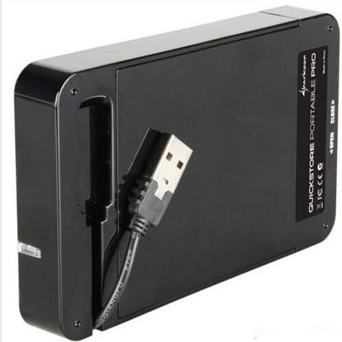 如何把机械硬盘链接到笔记本上？