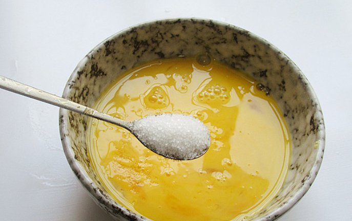 槐花炒鸡蛋怎么做？