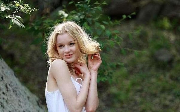 俄罗斯女孩非常美丽，但为何东北人却说他们体味重？