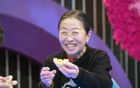 从万人爱的丑娘到万人嫌的老太太，张少华做错了啥？