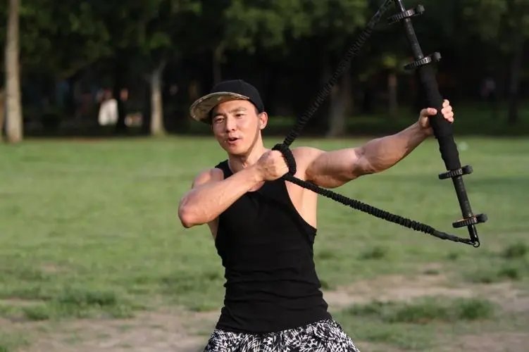 刘畊宏直播说：“我没有50多”，他为何看起来如此年轻？