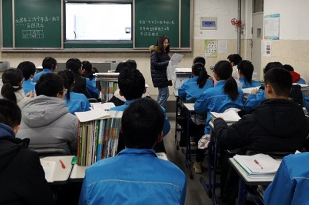 济宁育才换校长了吗现在？