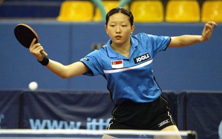 李佳薇 冯天薇 于梦雨 是中国人吗