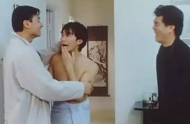 求一部周星驰和成奎安还有一个 3人帮社团当打手 那部电影叫什么电影