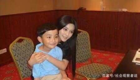 范丞丞和范冰冰什么关系