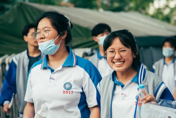 请问特控线是一本线吗？