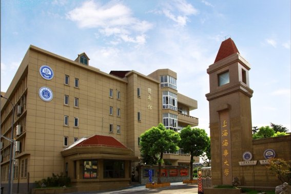 上海港湾学校是中专吗