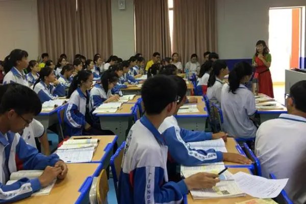 如何求函数定义域