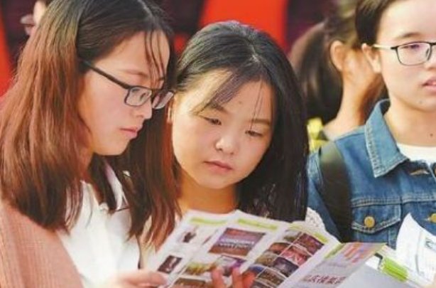 大专什么时候填志愿