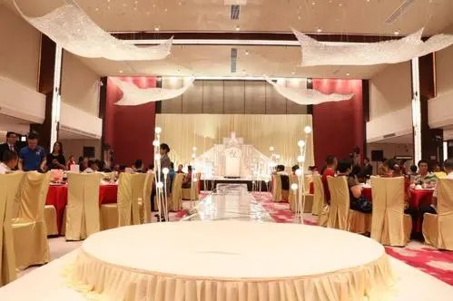 浙江一酒店举办大型婚宴未报备,有关部门对其做出了什么处罚?