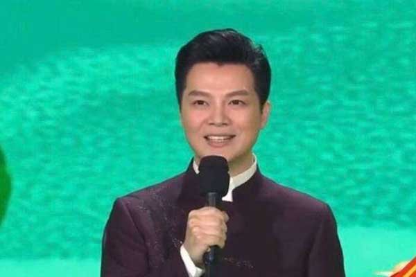 2022年春节晚会主持人都有哪些？董卿会参加么？