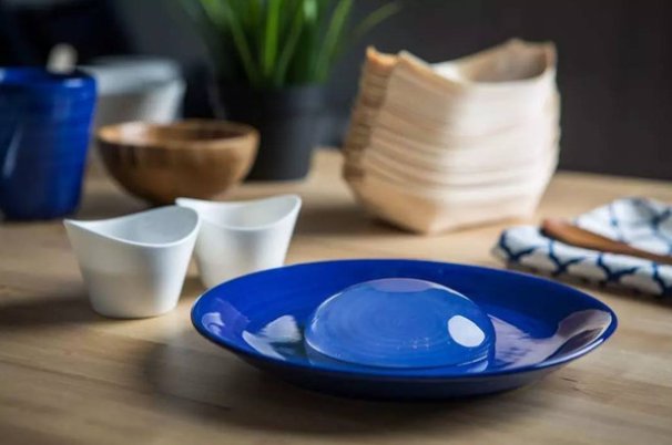 轻盈的意思拼音