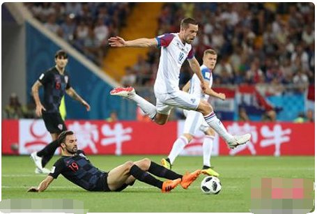 克罗地亚几比几冰岛小组成功出线？