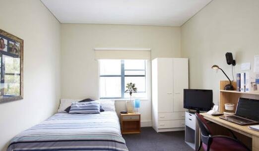 房东反对租客退租时请保洁，请保洁难道不是租客的自主权利吗？