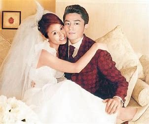 林心如回母校聚会,霍建华低调陪同,他们夫妻之间的感情如何?