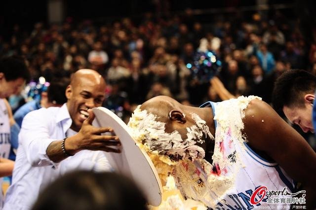 达米恩·威尔金斯的介绍