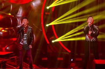 如何评价《梦想的声音》中赵骏演唱的《只对你说》？