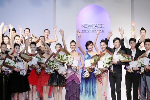 香港第一代名模刘娟娟逝世，她有过那些成就？