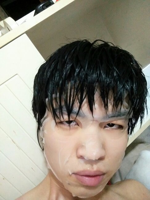 王宝强搞笑敷面膜