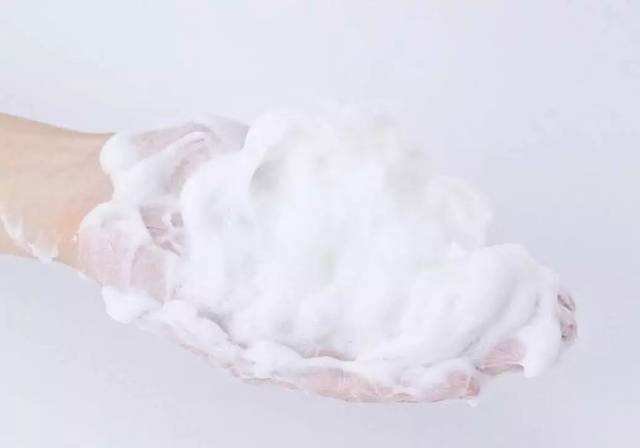 如何正确使用洁面仪 洁面仪的使用方法