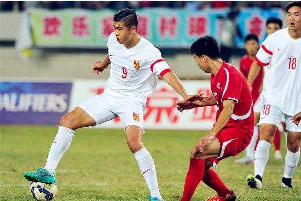 国足世界排名下跌两名，你是怎么看待国足的？