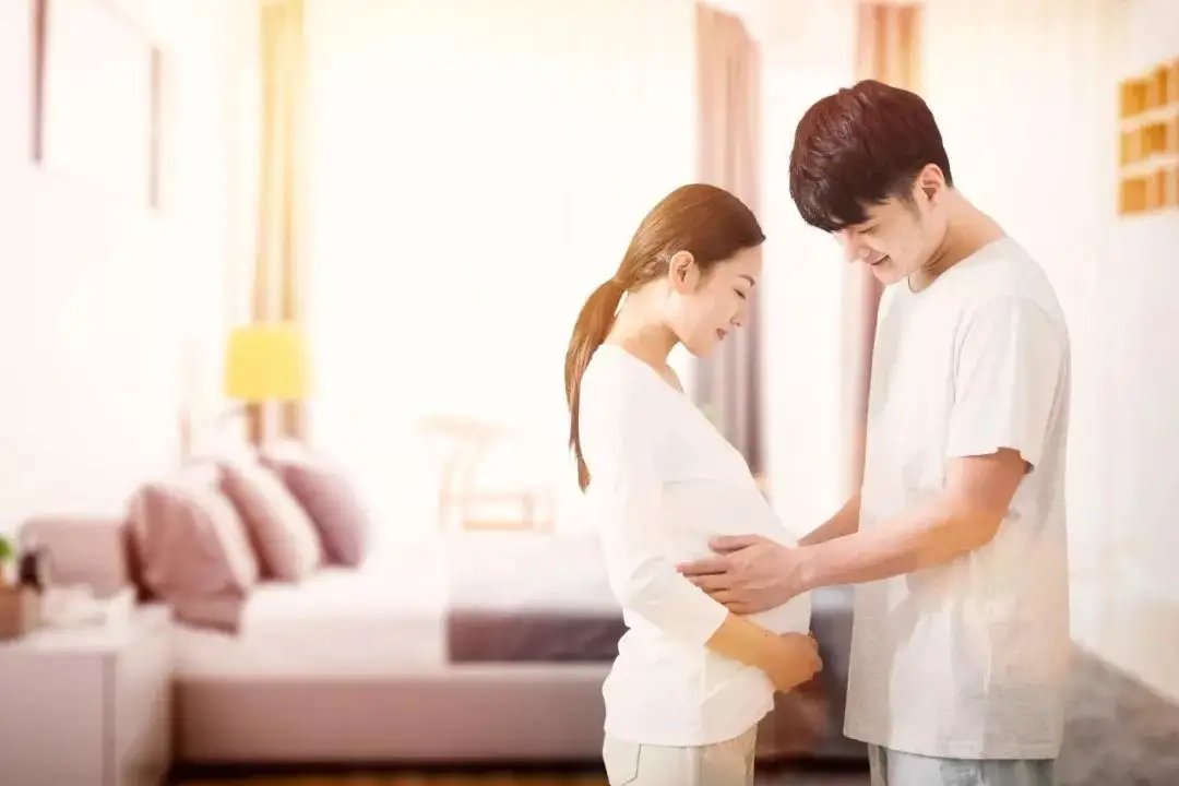 多地网友反馈育儿假不让休、不敢休，这反映了怎样的社会现象？