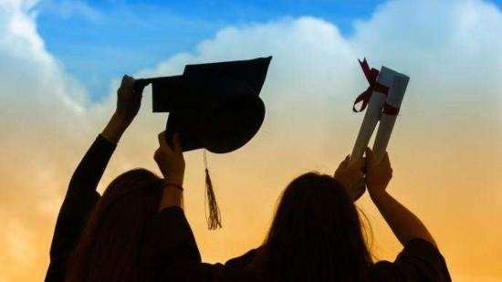 对于完善和落实研究生分流退出机制一事，你有何看法？