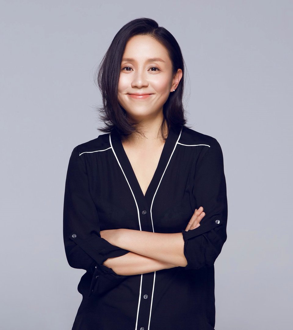 哇唧唧哇是龙丹妮第一个网名，你还记得你第一个网名是什么吗？