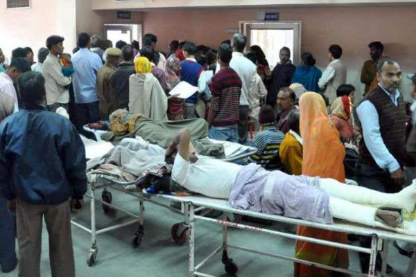 印度一家医院发生火灾，导致起火的原因是什么？