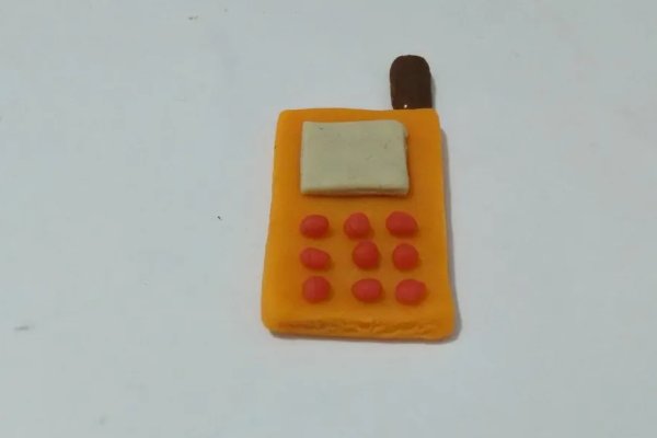 怎样给芭比娃娃做手机