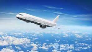 国航一航班突降千米乘务员受伤，乘务员伤情如何？