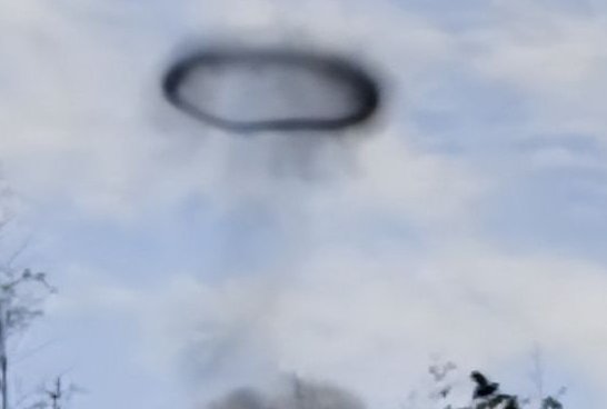 四川成都天空现黑圈，官方对此作何回应？