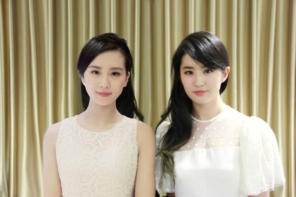 求刘亦菲，杨幂合成图