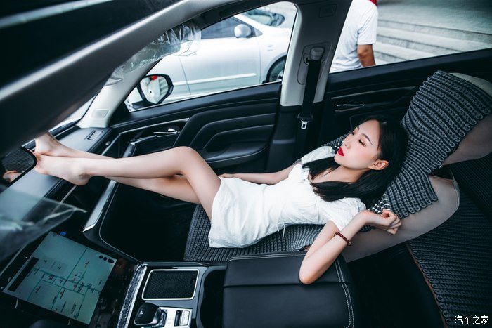 媳妇当启辰星车模，遇见你，是我生命中一场最美丽的意外