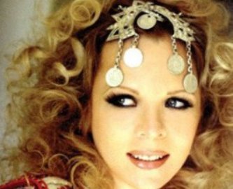 海豚音歌曲叫什么?