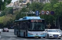 南京公交集体降速后还没自行车快，南京公交究竟为何会降速？