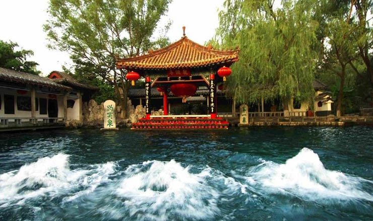 说出济南七十二名泉每个泉的名称的来历