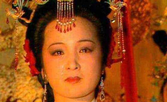 《红楼梦》中，贾家四姐妹的名字分别是什么？