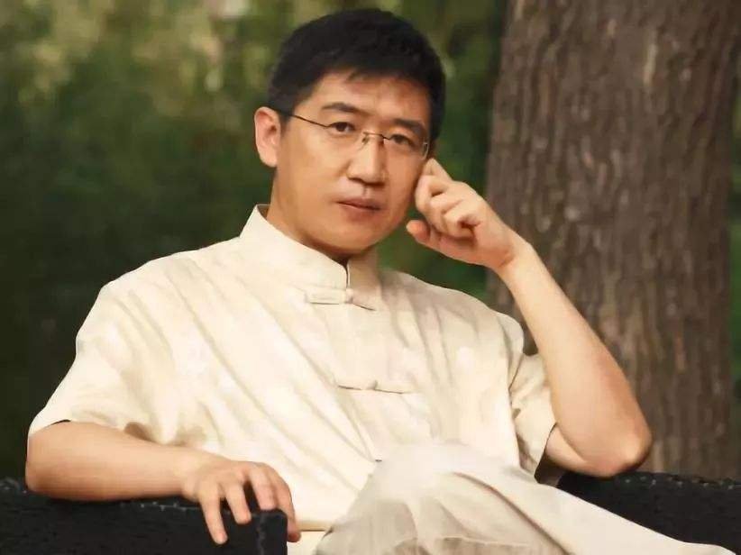 罗大伦和罗大中是不是同一个人？