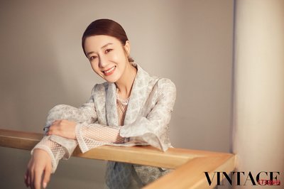 在《小女霓裳》中不演反派的李依晓，是否带给你惊喜了？